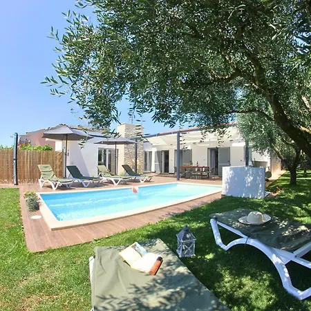 Villa Fjaka Umag Exterior photo