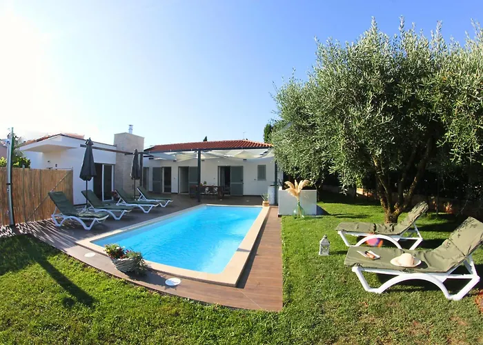 Villa Fjaka
